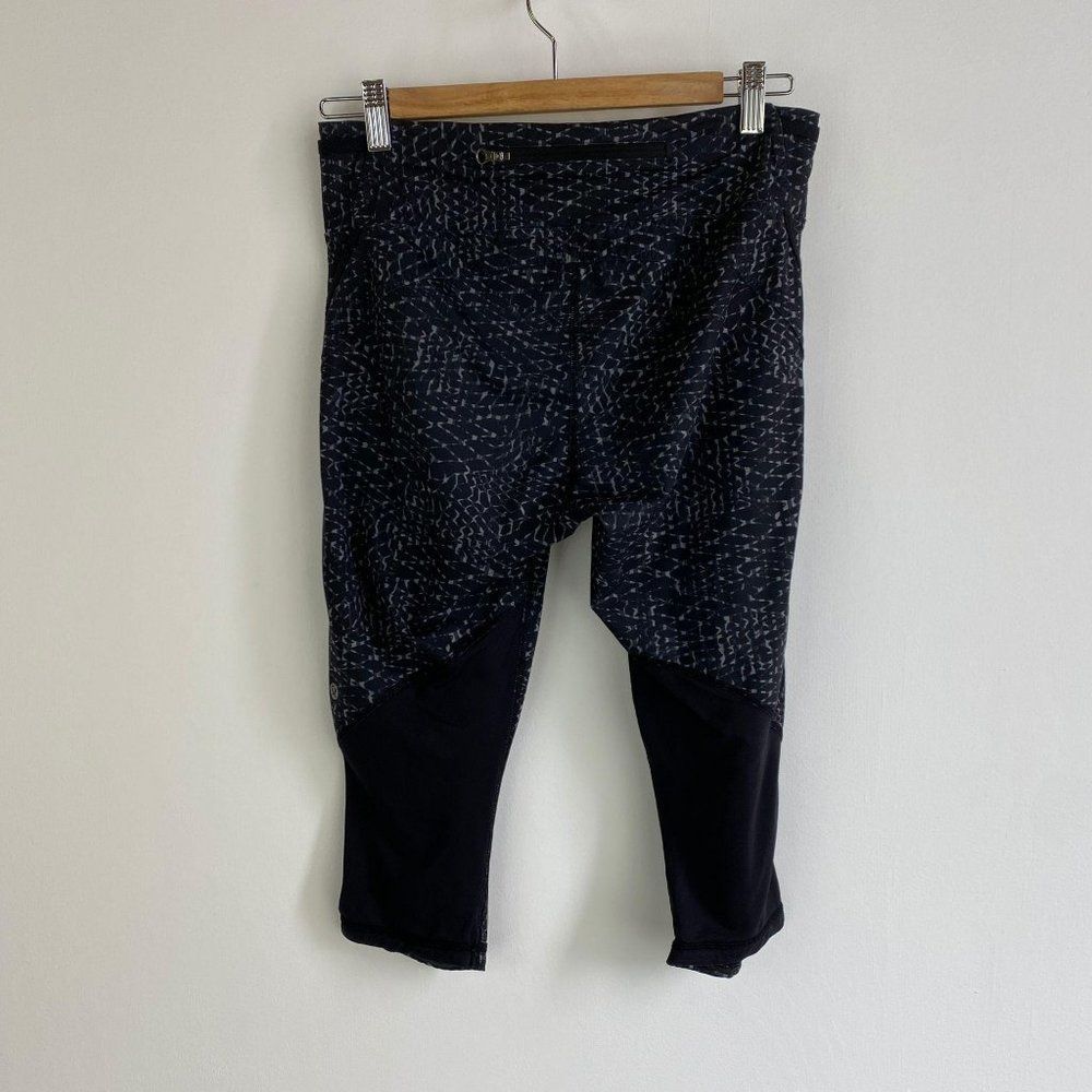LULULEMON Pattern Crop Legging - Picture 5 of 6